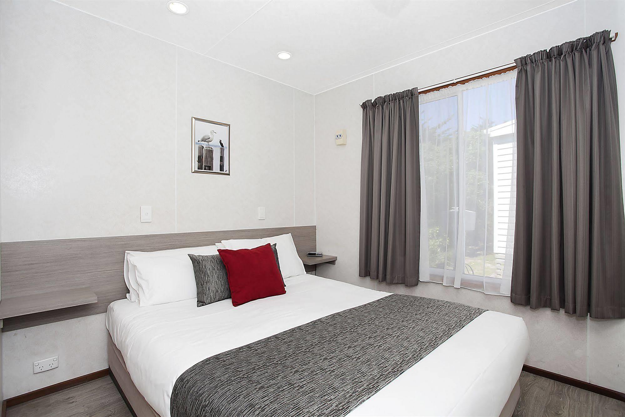 Great Ocean Road Tourist Park Hotel Peterborough Ngoại thất bức ảnh