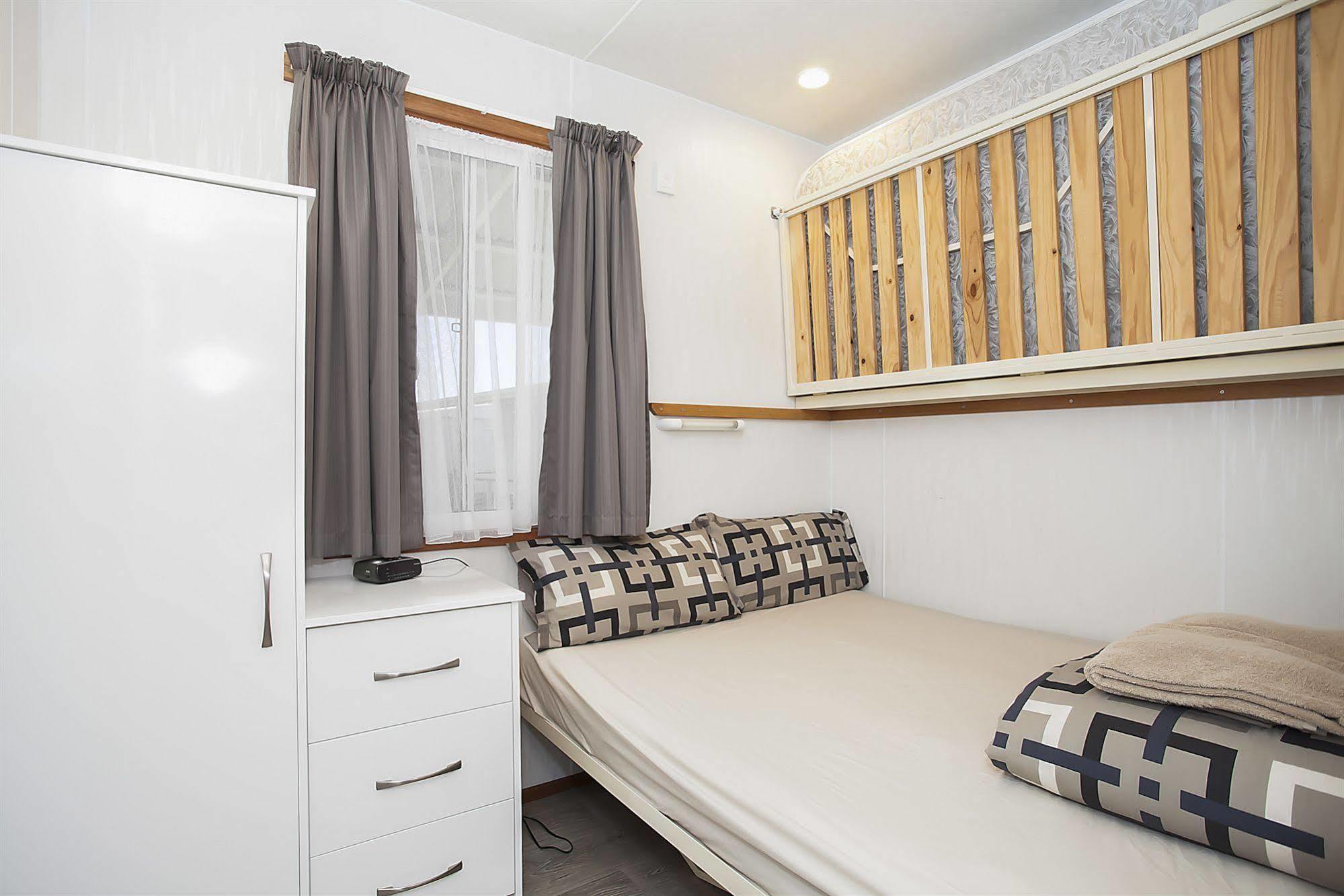 Great Ocean Road Tourist Park Hotel Peterborough Ngoại thất bức ảnh