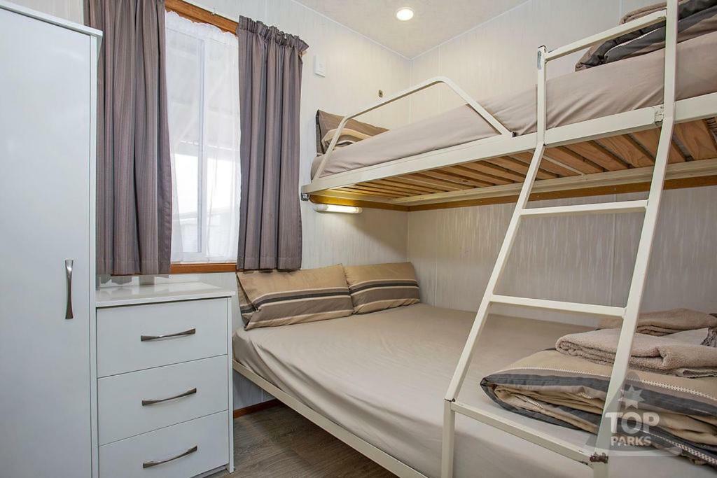 Great Ocean Road Tourist Park Hotel Peterborough Ngoại thất bức ảnh